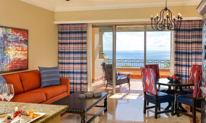 Paraíso Escondido Apartamento | Christmas in Cabo Luxury Presidential Suite Sleeps 8 2 Baths Oceanfront Resort
