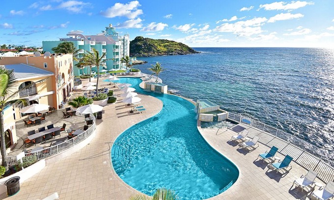 Maho Complejo | Christmas in St. Maarten! 1BR Suite at Oyster Bay Beach Resort.