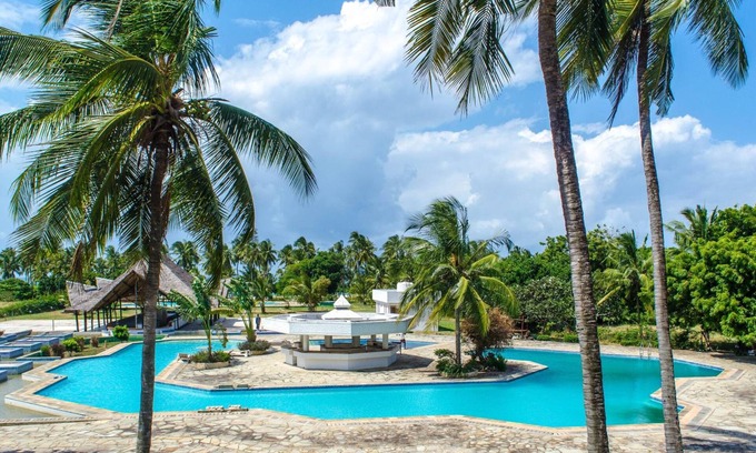 Diani Beach Apartamento | Chrystal Baharini