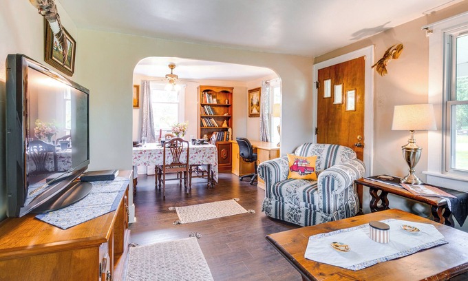 Smithmill Casa | 'Chucker Chalet' - Hunter’s Haven in Houtzdale!