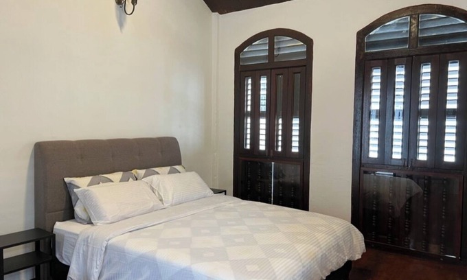 Historic George Town Casa | Chulia Corner, cosy townhouse in Georgetown Unesco Heritage, Penang.