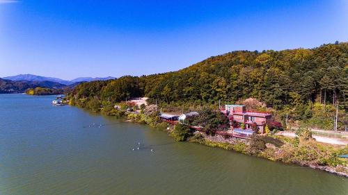 Namsan Casa | Chuncheon Pulbitgrim Pension