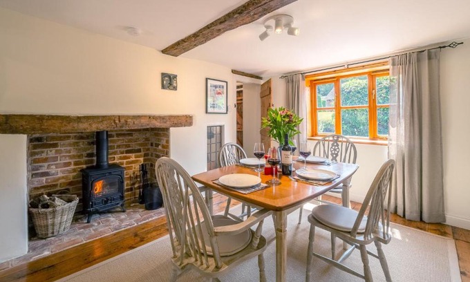 Walpole Casa | Church Cottage