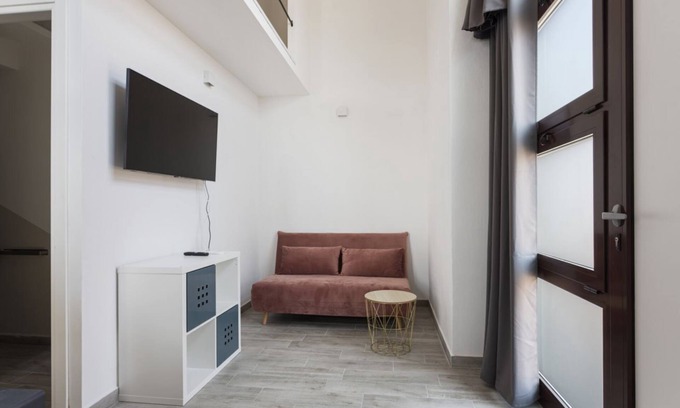 Bicocca Apartamento | Churches 1
