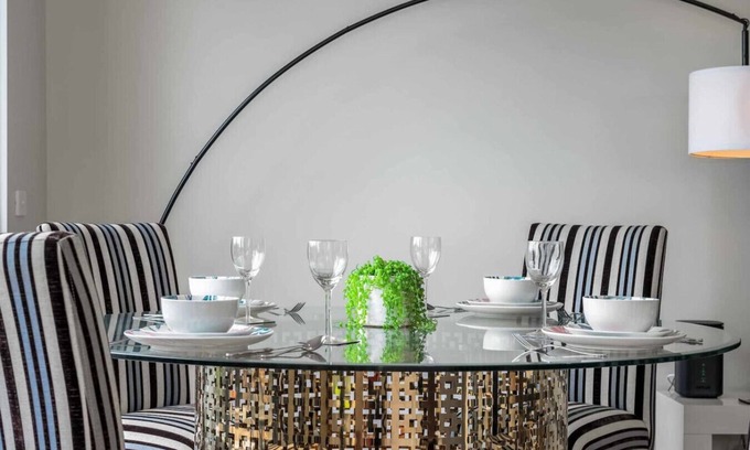Maidstone Casa | Churchill Lux, Elegant Town House