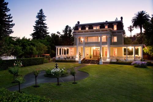 Napa Cama Y Desayuno | Churchill Manor