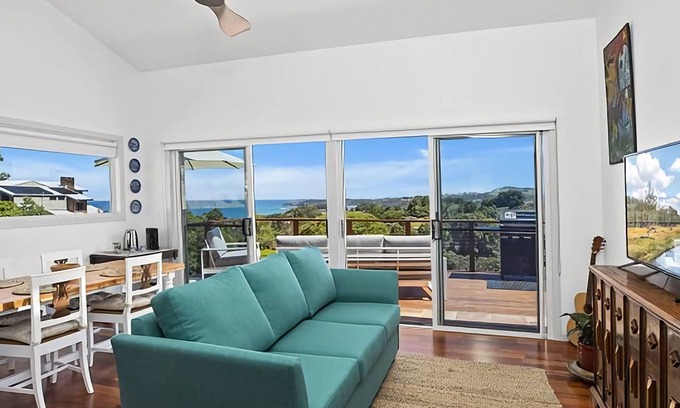 Korora Casa | Ciao Korora The Mediterranean, overlooking the ocean with magnificent water and mountain views.
