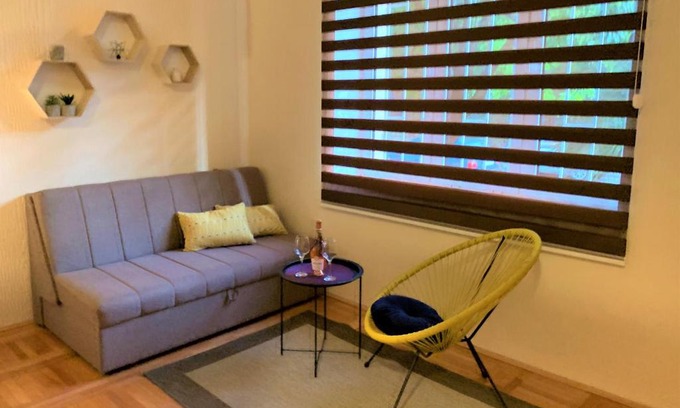 Downtown Apartamento | Cicki Apartments II