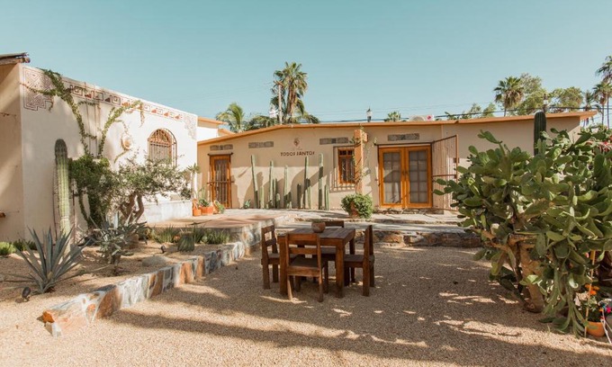 Todos Santos Casa | Cien Palmas- Authentic Mexican Casita 1 -Downtown