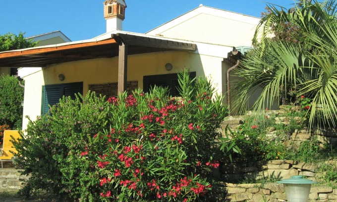 Alani Casa | Cilento - Castellabate, beautiful vacation home with sea view - 5 min. from the beach