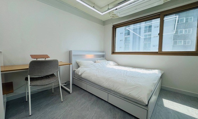 Seongsu Apartamento | 칠Seongsu Station Jungnangcheon Cherry Blossom Road Han River airport bus