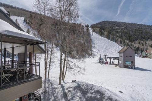 Telluride Casa | Cimarron Lodge 7 by AvantStay Ski-InSki-Out Property in Complex w Two Hot Tubs