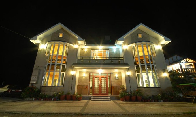 Ren'ai Casa | CIngjing Farm Jenku Villa