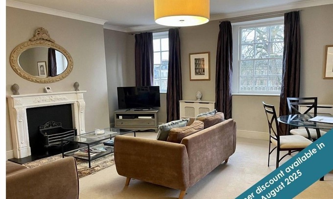 Upper Town Apartamento | Circus House Apartment - Luxury 4 * apoyados en el Circo