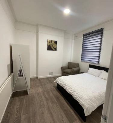 Broad Green Apartamento | Citrine - Executive London Garden Flat
