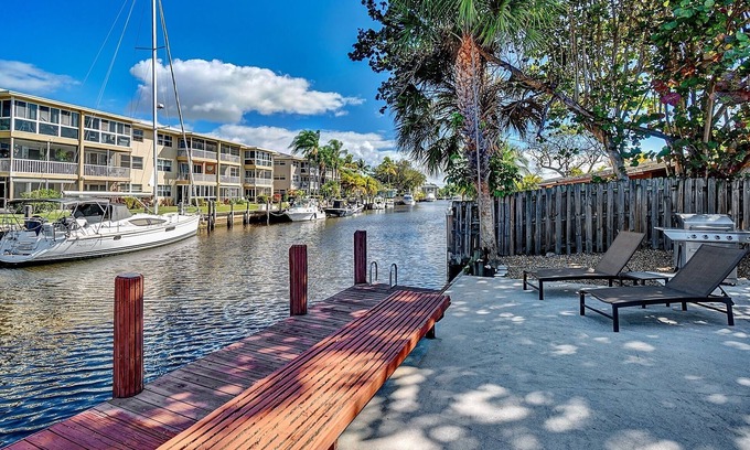 Croissant Park Casa | Citrus Isles Waterfront Home
