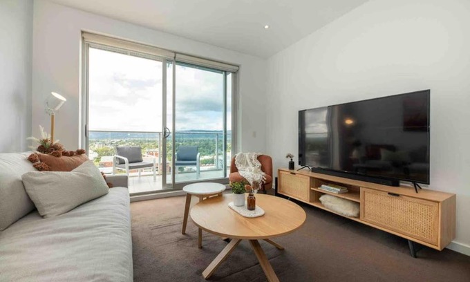Adelaide Central Business District Apartamento | City apartment, pool & carpark
