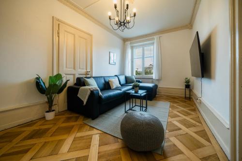 Biel Apartamento | City Apartment with Rooftop Terrace