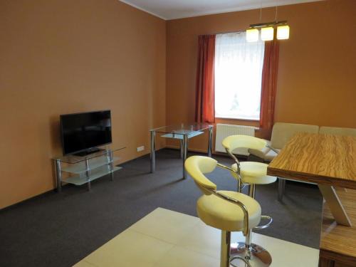 Knurow Apartamento | City Apartments Protos