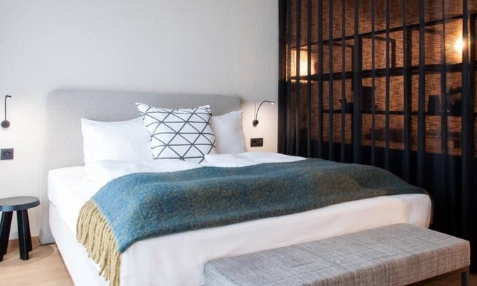 Jewish Quarter Casa | City Break Minutes Away from MoMu Antwerp & Museums! w/ Full Kitchen!