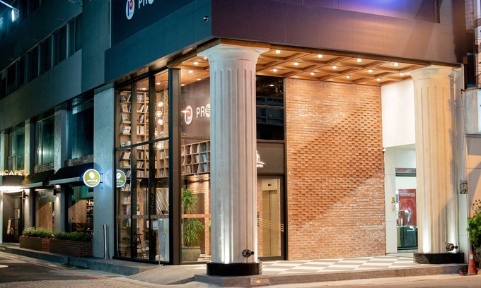Central District Hotel | City Center Hotel