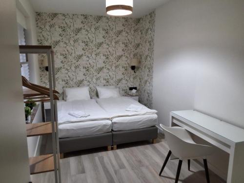 Jewish Quarter Apartamento | City Center location 2BR apartment near Station!