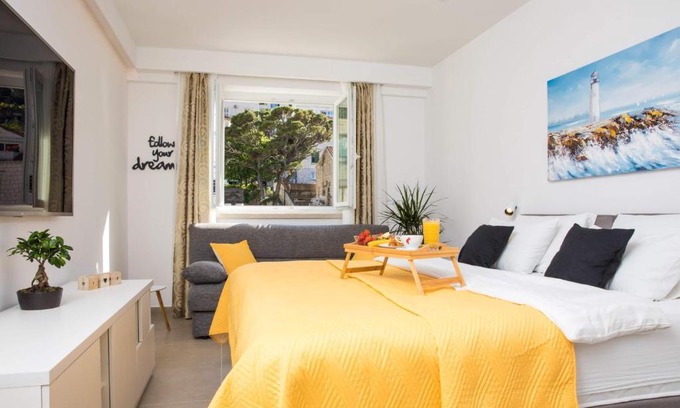 Montovjerna Apartamento | City Center Studio Dubrovnik