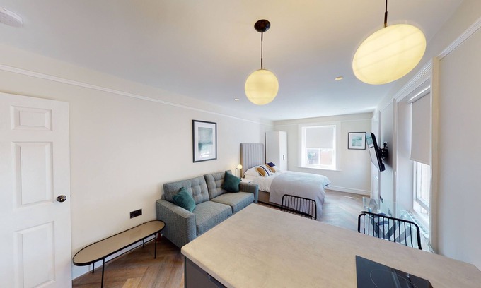 Hope Street Apartamento | City Centre | Cathedral | SofaBed | Shared Laundry