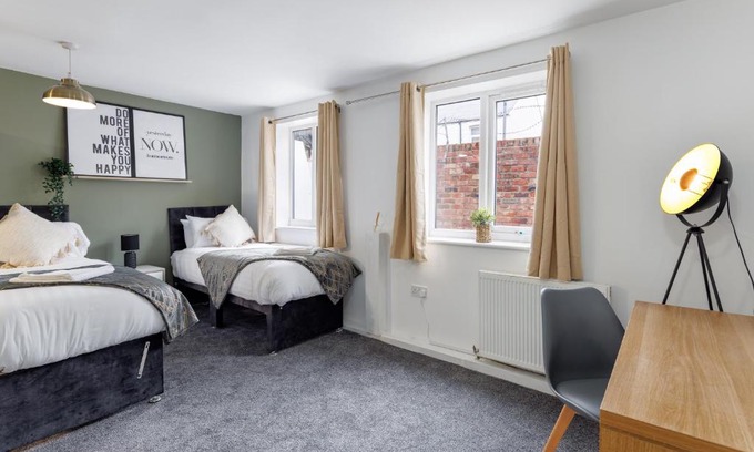 Middlesbrough Apartamento | City Centre Studio 3 with Free Wifi and Smart TV by Yoko Property