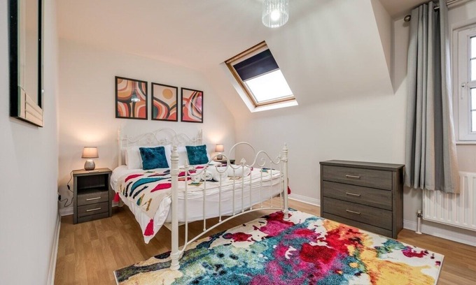 Queens Quarter Casa | 🌟City Centre Townhouse Free Parking Superfast Wifi