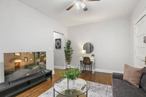 Hyde Park Apartamento | City Charm 1-Bedroom Oasis - Woodlawn 1E