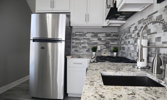 Tower Grove South Casa | City Chic Retreat!
