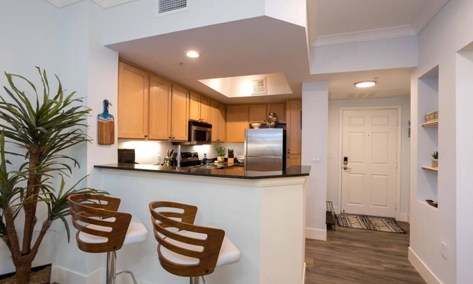 Bankers Hill Condominio | City Escape w/access to Balboa Park, Gaslamp, Little Italy, & Hillcrest!