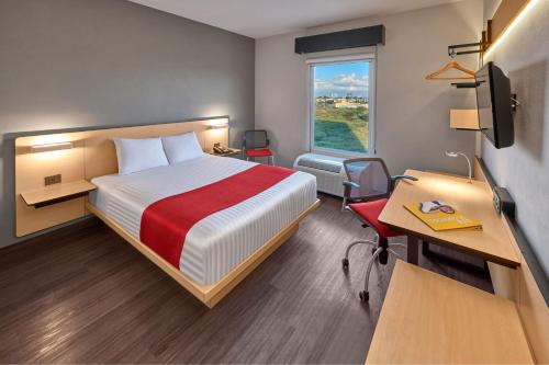 San Luis Potosí Hotel | City Express by Marriott San Luis Potosi Zona Universitaria