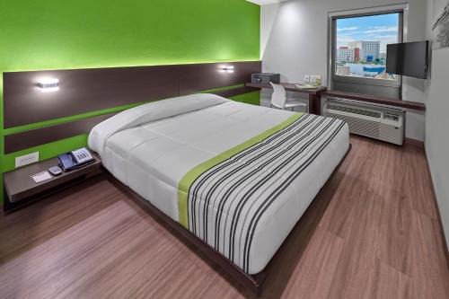 Municipio de Juárez Hotel | City Express Junior by Marriott Juarez Consulado