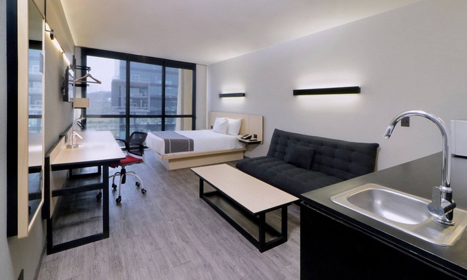 San Jerónimo Hotel | City Express Plus by Marriott Monterrey Galerias