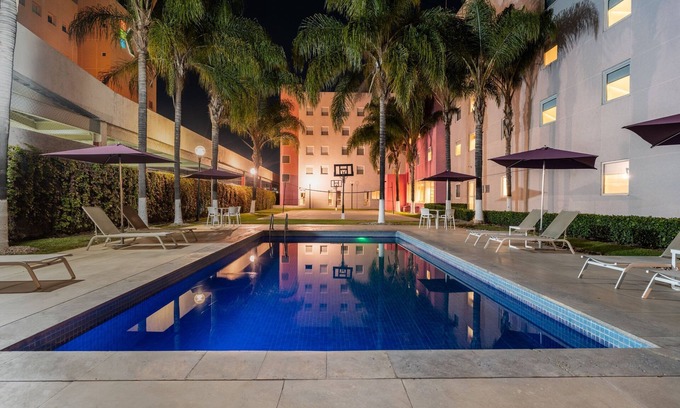 Jurica Hotel | City Express Suites by Marriott Querétaro