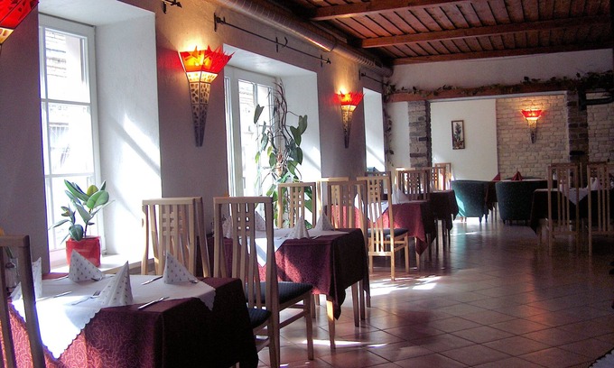 Old Town Hotel | City Gate Hotel