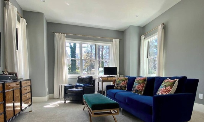 Wilmont Casa | City Gem Nestled In The Woods