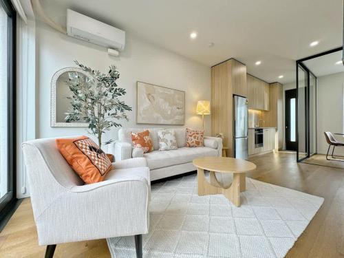 Grey Lynn Casa | City Haven Retreat - Stylish 2BR Townhouse vs AC & Backyard