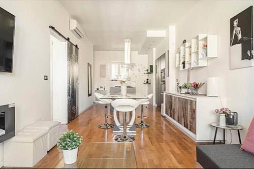 Cagnola Apartamento | City Life Milan Apartment - Wi-Fi & Smart TV
