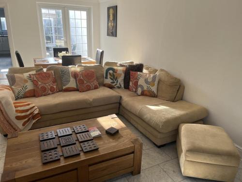 Stratford Casa | City Reach Retreat Spacious 4Bed House Startford Maryland Great Transport Links