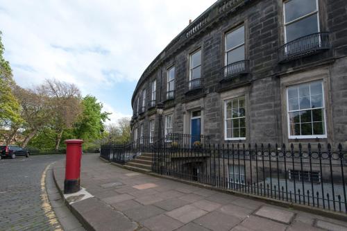 New Town Casa | City Retreat Edinburgh ApartHotels