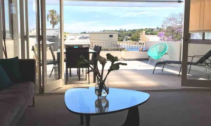 Woollahra Apartamento | City sanctuary with large deck and views to die for!