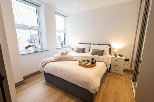 West Finchley Apartamento | City Snug, Cozy 1BR London Flat Sleeps 4