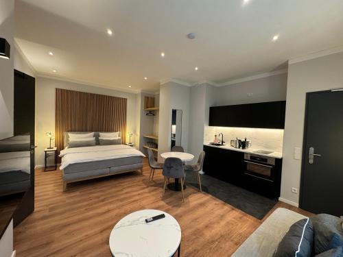 Innenstadtring Apartamento | City-Studio im Innenhof mit Boxspring-Bett und Community-Raum