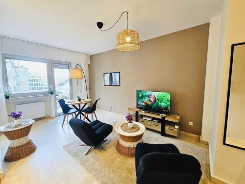 Ville Haute Apartamento | City studio with outdoor vibes- MONT24