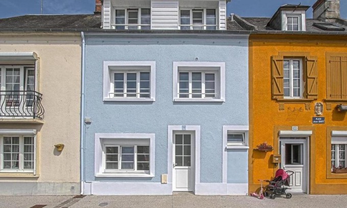 Isigny-sur-Mer Casa | City View Family Retreat