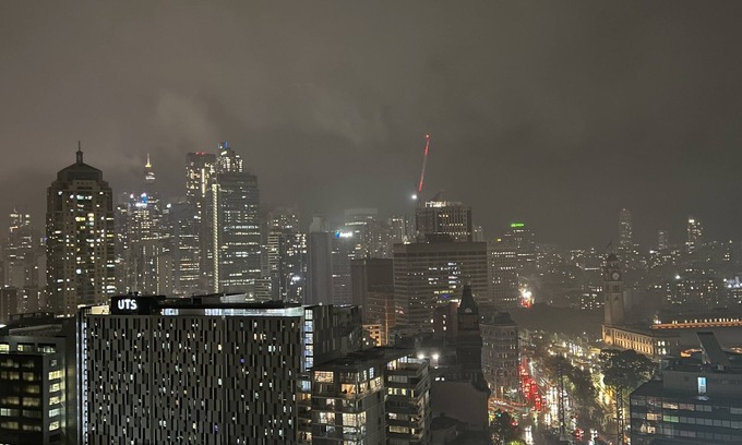 Chippendale Apartamento | City Views W/pool Walking Distance to Darling Harbour