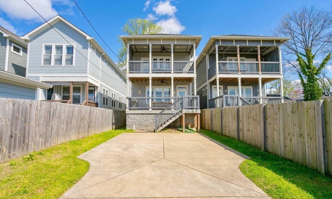 McFerrin Park Casa | City Views | Walk to Dining & Nissan Stadium